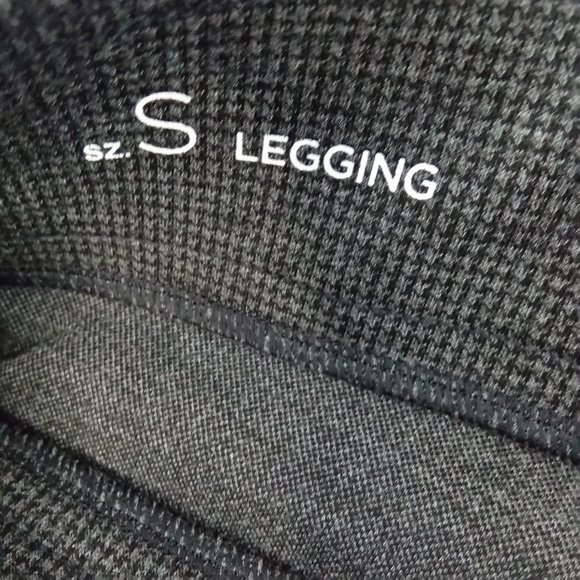 4/$25 LOFT Grey Leggings Small - Picture 9 of 11